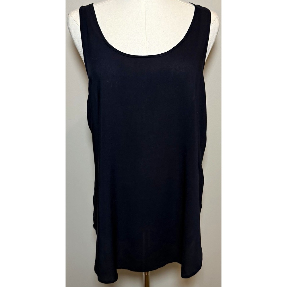 Forever 21 Navy Blue Scoop Neck Sleeveless Wide Strap Rayon Chiffon Tank Women M